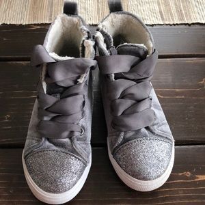 Cat & Jack size 11